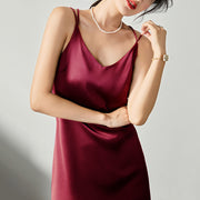 Slim-fit silk suspender skirt mid-length