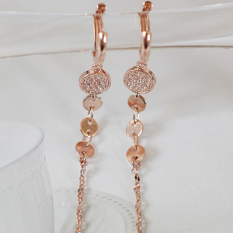 Circle Earrings Have A High-end And Atmospheric Temperament
