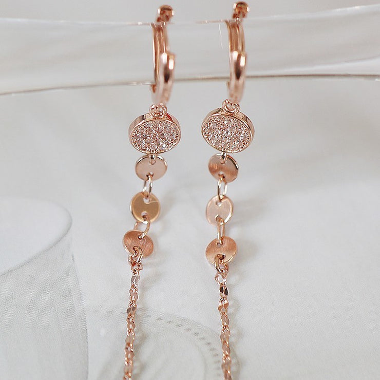 Circle Earrings Have A High-end And Atmospheric Temperament