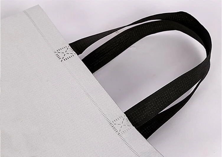 200pcs Custom Logo bags Gold shopping tote bags with logo Non woven bags Silvery clothes bags Shoes bags Three size