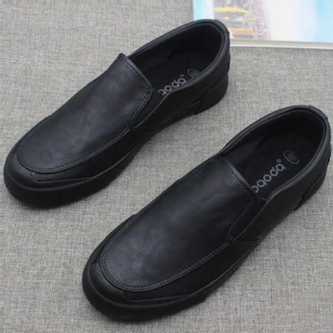 Fashion Leather Men Shoes Casual Flat Men Shoes Waterproof Breathable Loafers Men High Quality Moccasins Comfortable Hot Sale
