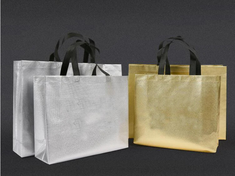 200pcs Custom Logo bags Gold shopping tote bags with logo Non woven bags Silvery clothes bags Shoes bags Three size