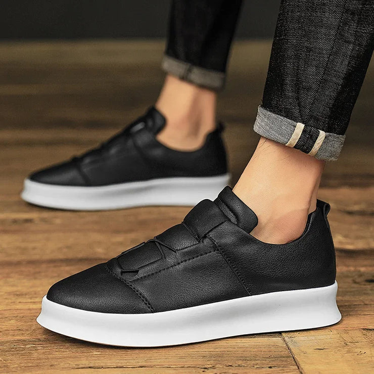 Leather Men Shoes lace up Fashion Formal Men Shoes outdoor Moccasins Italian Breathable Male Driving Shoes for men sneakers