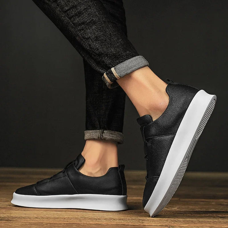 Leather Men Shoes lace up Fashion Formal Men Shoes outdoor Moccasins Italian Breathable Male Driving Shoes for men sneakers