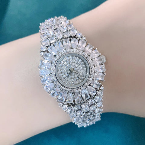 016436 Luxury Women&