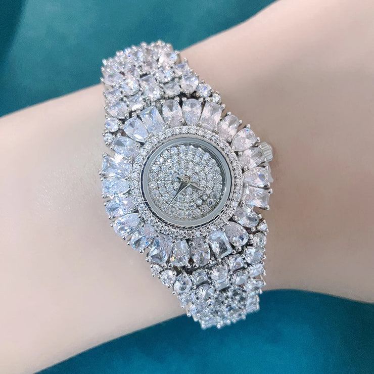 016436 Luxury Women&