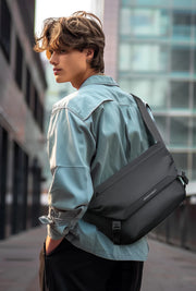 HK Water Repellent Messenger Bag Men Bags Casual Shoulder Crossbody Bags Fit 11 inch Ipad Fashion Outdoor Cycling Side Bag  Male