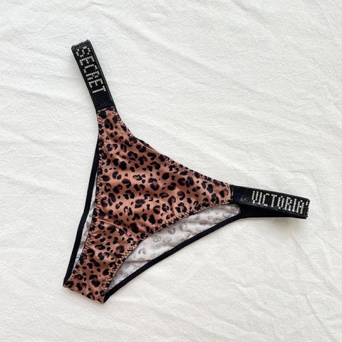 G-shaped thong pants, sports underwear, thong-style underwear, fashionable underwear, sexy satin, short and slim style underwear