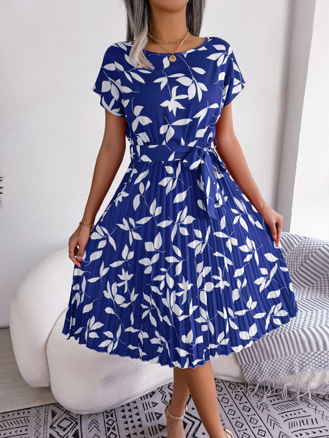 Spring And Summer Leisure Leaves Short Sleeve Pleated Dress