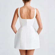 Women's Elegant U-neck Solid Color Slim Fit Cinched Sleeveless Dress
